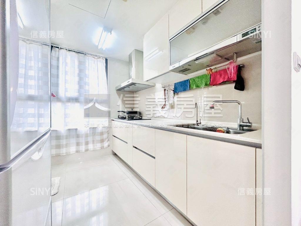 ＜專任＞鄉林艾美一期一會房屋室內格局與周邊環境