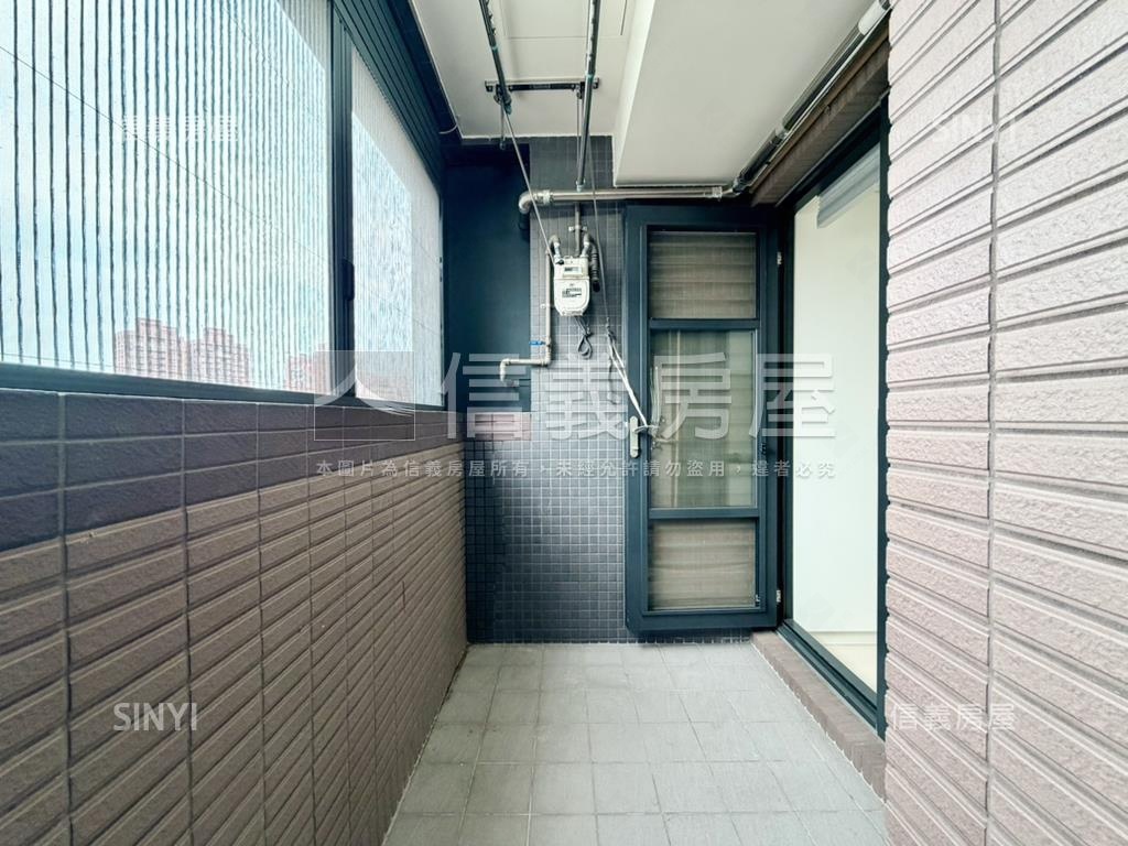 捷運晴好邊間兩房房屋室內格局與周邊環境