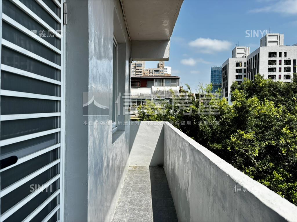 鄰埔墘公園精裝宅房屋室內格局與周邊環境