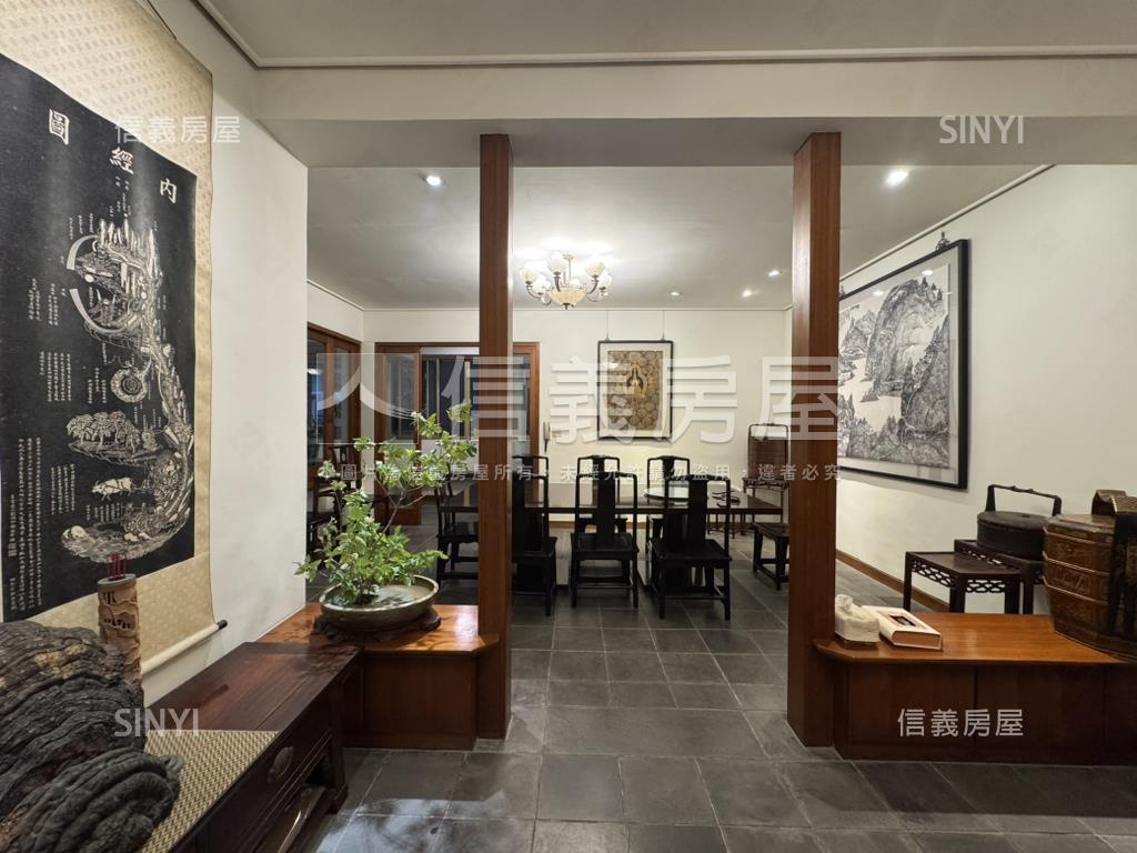 三代同堂黑土景觀美宅房屋室內格局與周邊環境