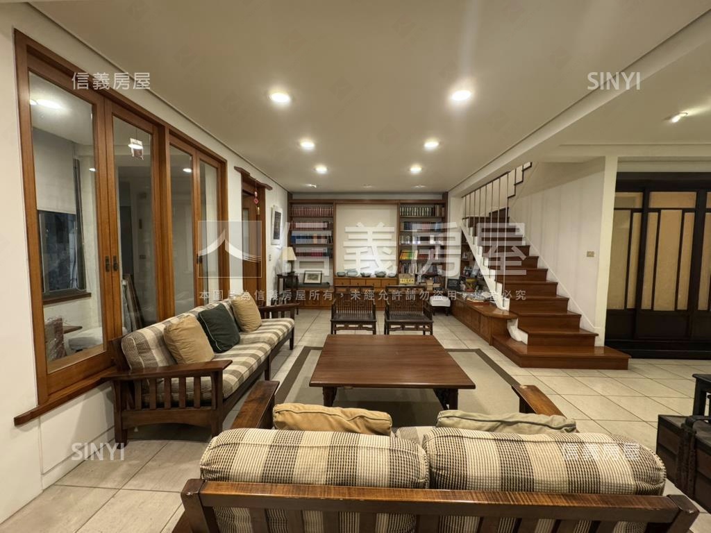 三代同堂黑土景觀美宅房屋室內格局與周邊環境