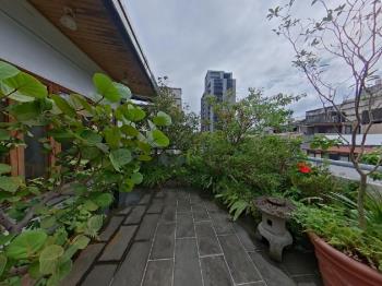 三代同堂黑土景觀美宅