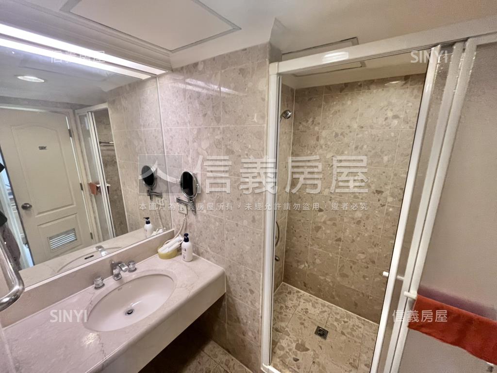 台中金典高樓視野套房房屋室內格局與周邊環境