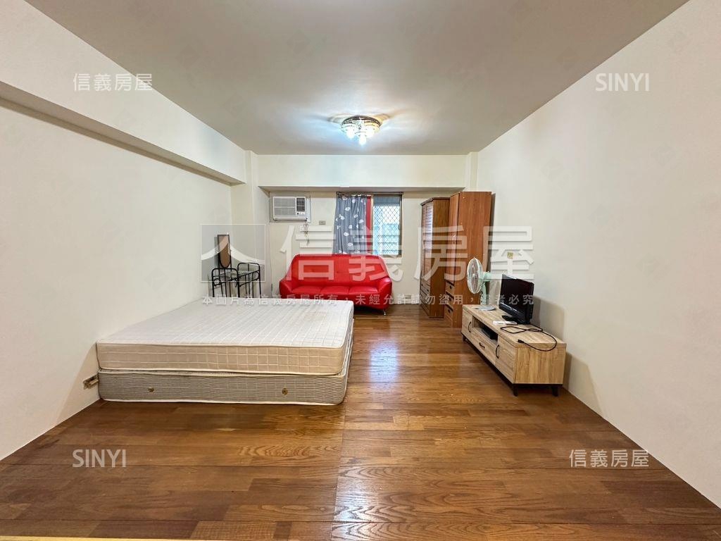 新興貴族精美套房房屋室內格局與周邊環境