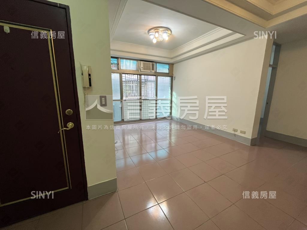 低樓層方正公寓房屋室內格局與周邊環境