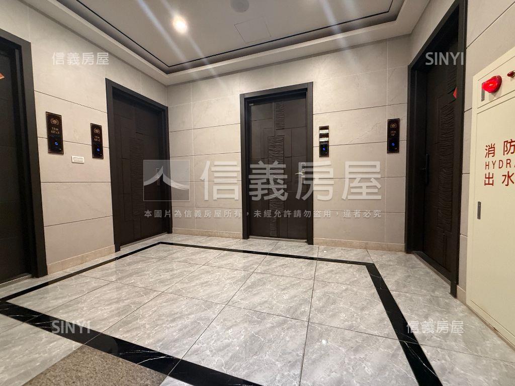 南港經貿邊間高樓兩房房屋室內格局與周邊環境