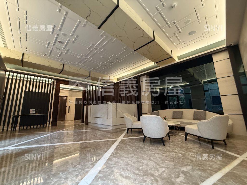 南港經貿邊間高樓兩房房屋室內格局與周邊環境