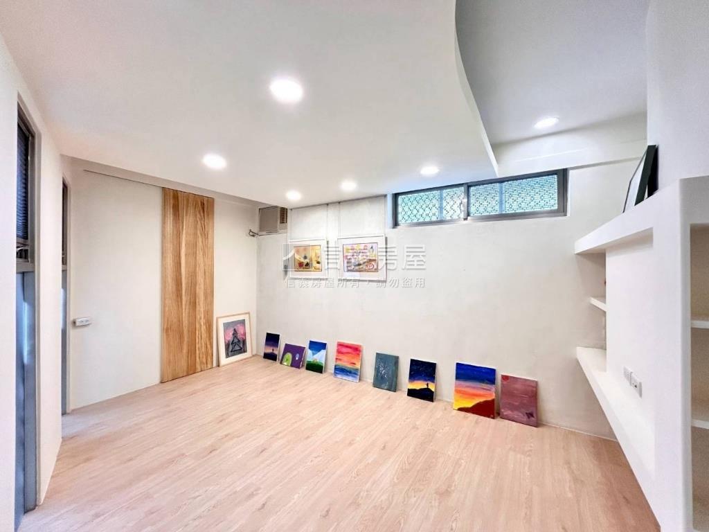 稀有醒目邊間透天店面釋出房屋室內格局與周邊環境