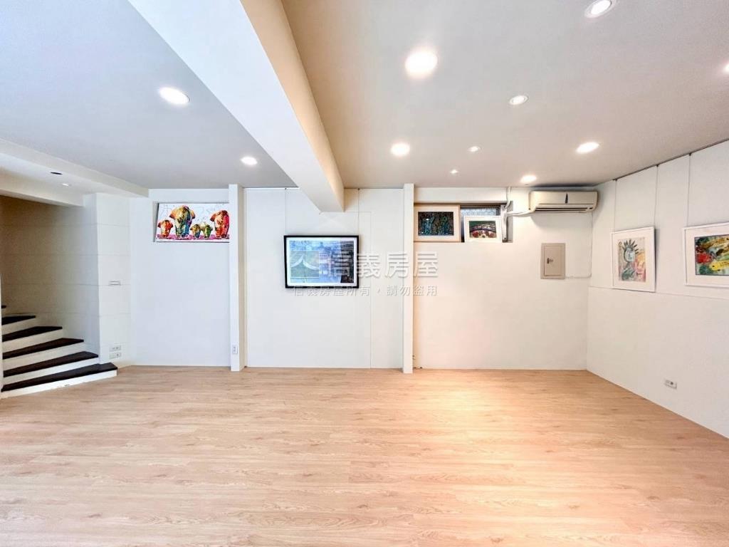 稀有醒目邊間透天店面釋出房屋室內格局與周邊環境