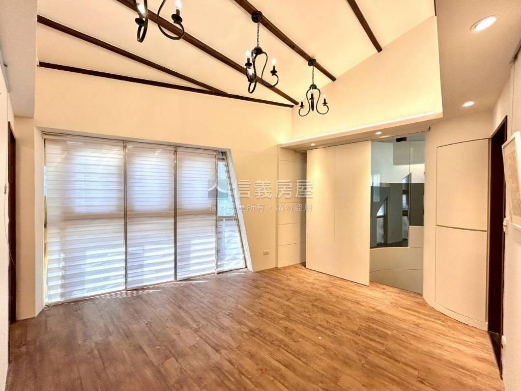 稀有醒目邊間透天店面釋出房屋室內格局與周邊環境