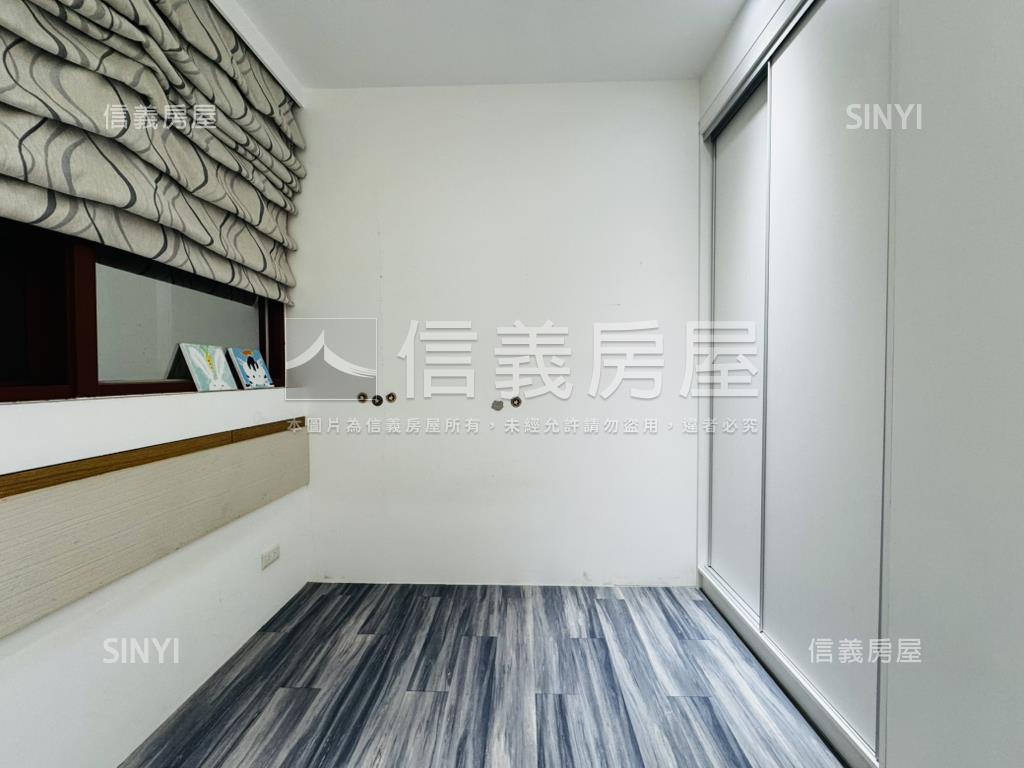 稀有釋出晶鑽大空間加車位房屋室內格局與周邊環境