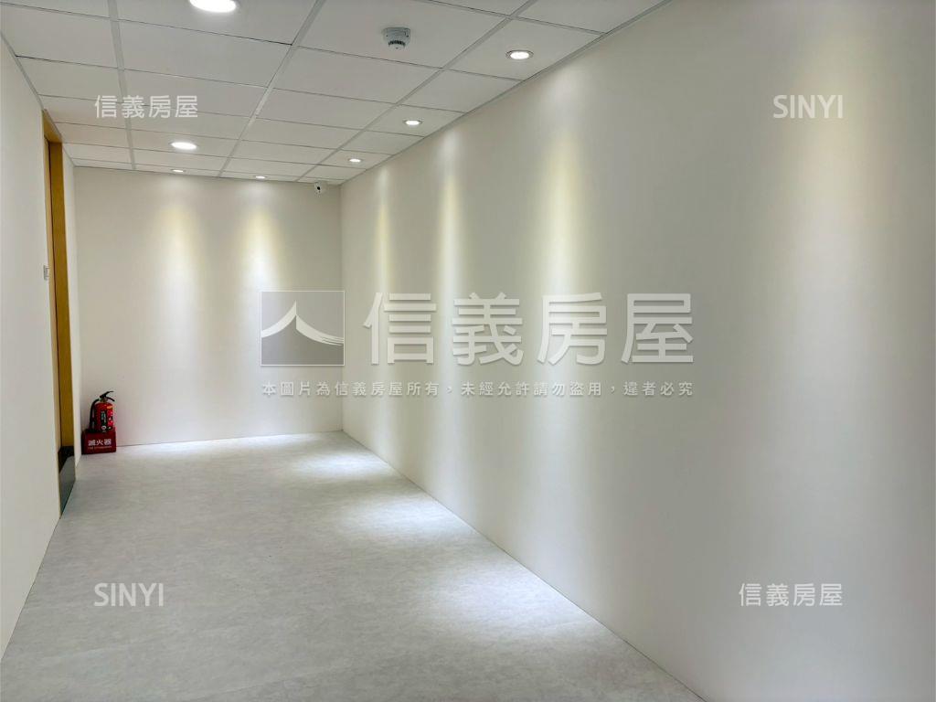 黑松通商面信義２樓辦公房屋室內格局與周邊環境