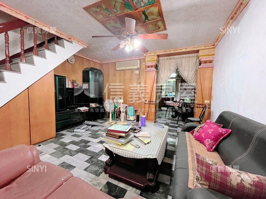 榮華街透天房屋室內格局與周邊環境