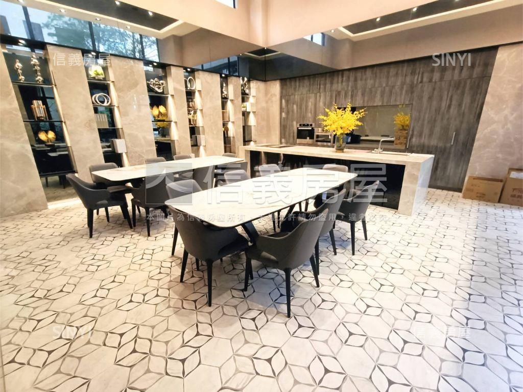 楠科捷運棧二房二衛優美邸房屋室內格局與周邊環境