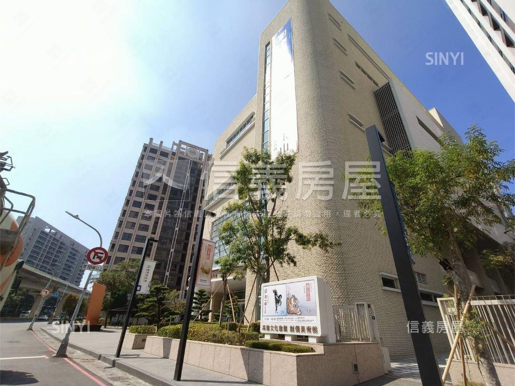 楠科捷運棧二房二衛優美邸房屋室內格局與周邊環境