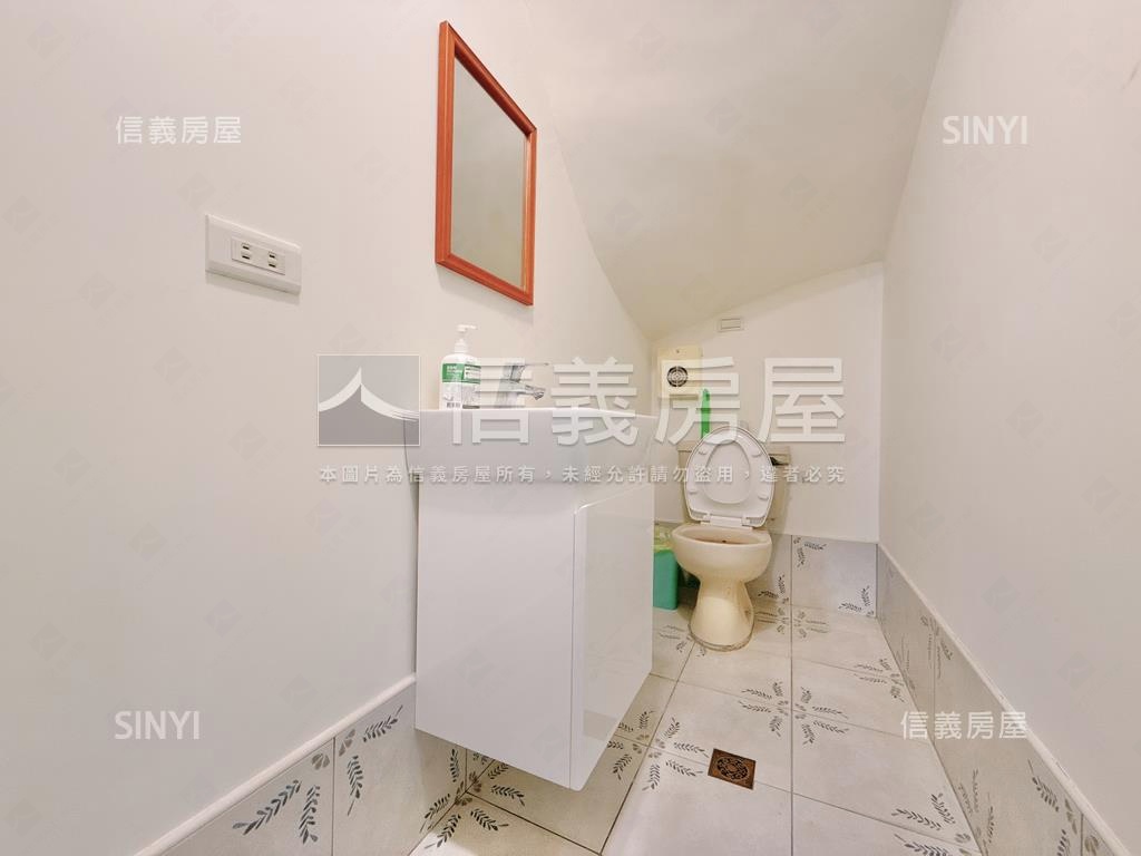 新天母庭院戶配平面車位房屋室內格局與周邊環境
