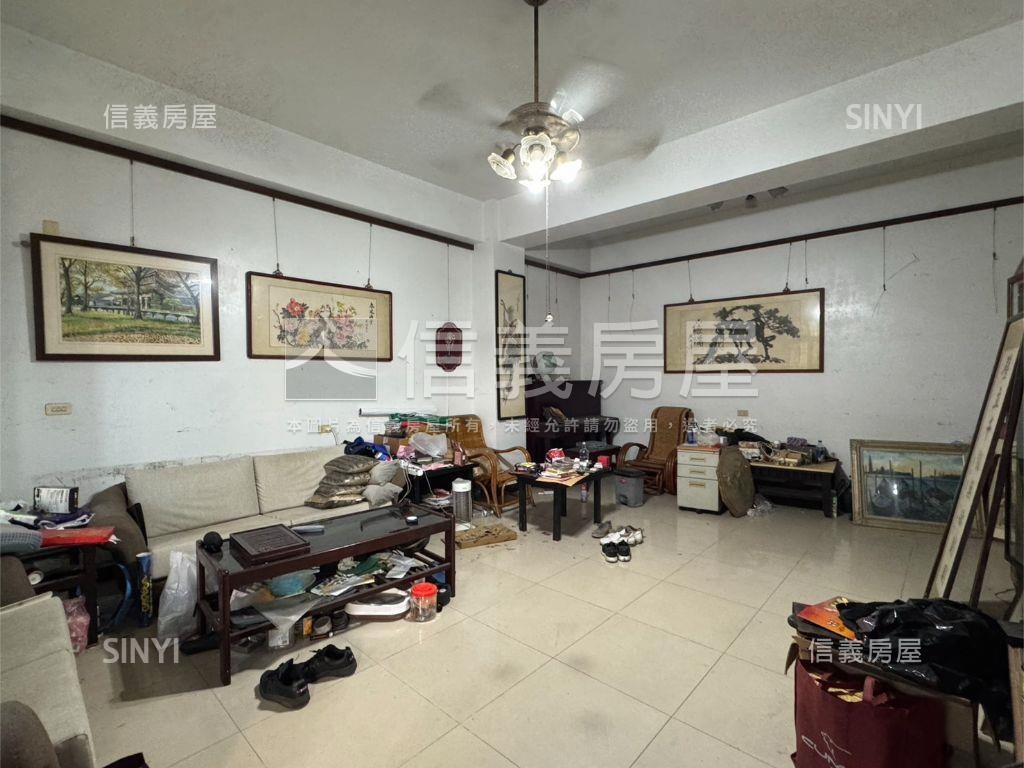 大廟一街稀有透天大土持房屋室內格局與周邊環境