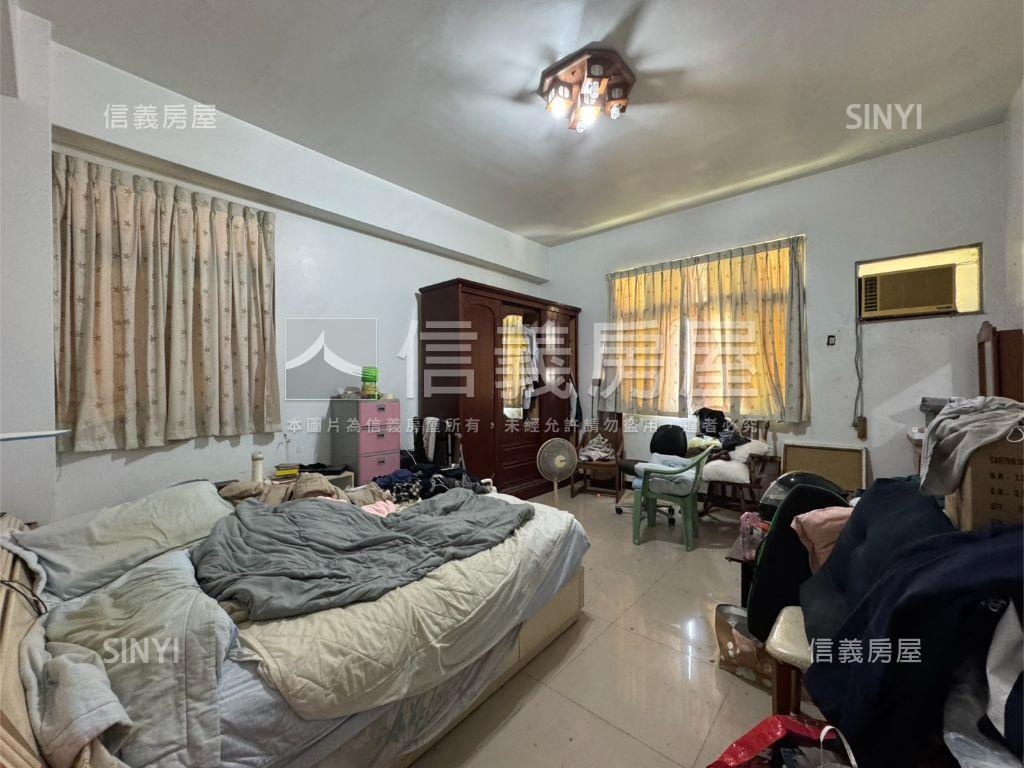 大廟一街稀有透天大土持房屋室內格局與周邊環境