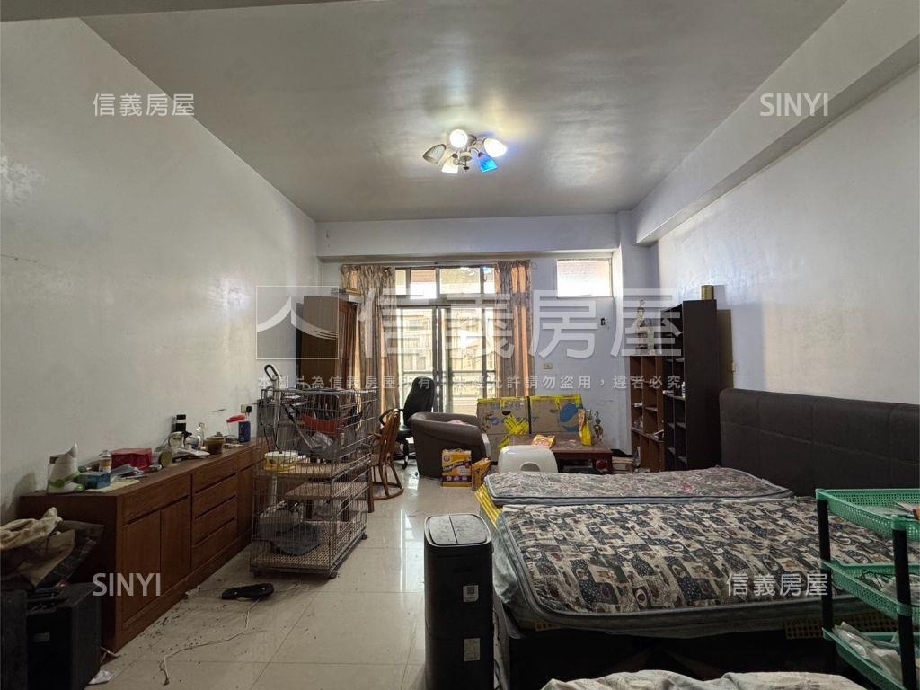 大廟一街稀有透天大土持房屋室內格局與周邊環境