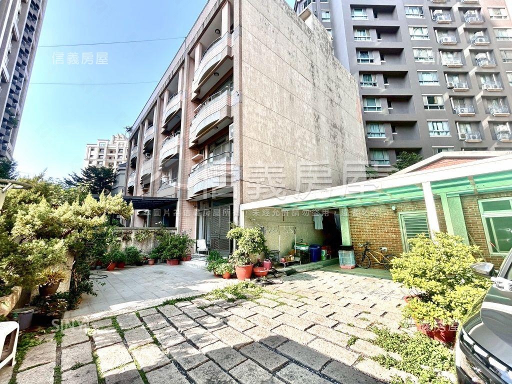 南區大地坪別墅可停三車房屋室內格局與周邊環境