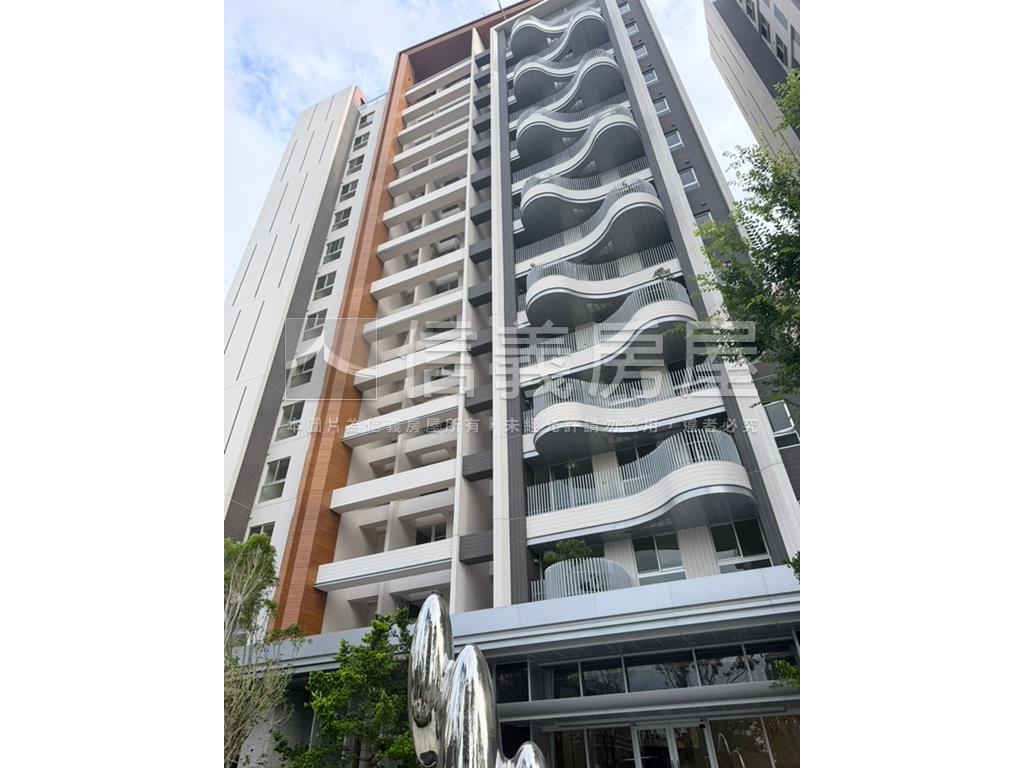 亞昕一緻兩房☛雙衛浴房屋室內格局與周邊環境