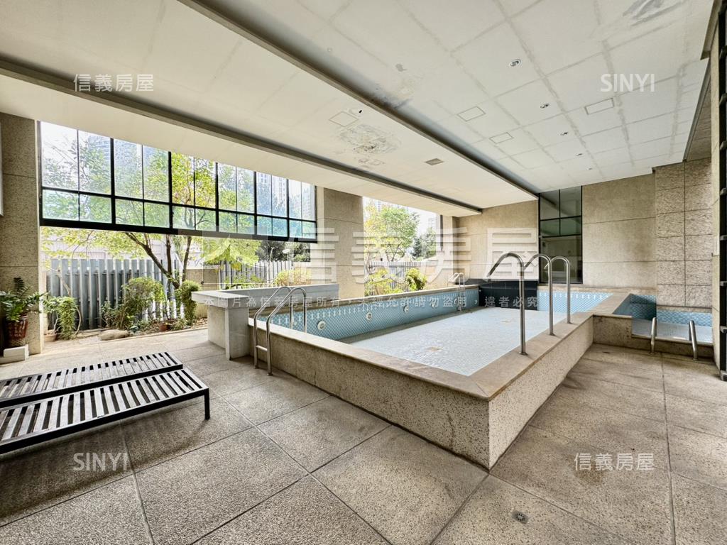 雷諾瓦美２房房屋室內格局與周邊環境