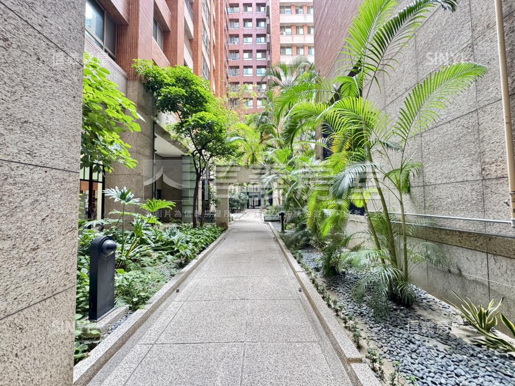 雷諾瓦美２房房屋室內格局與周邊環境