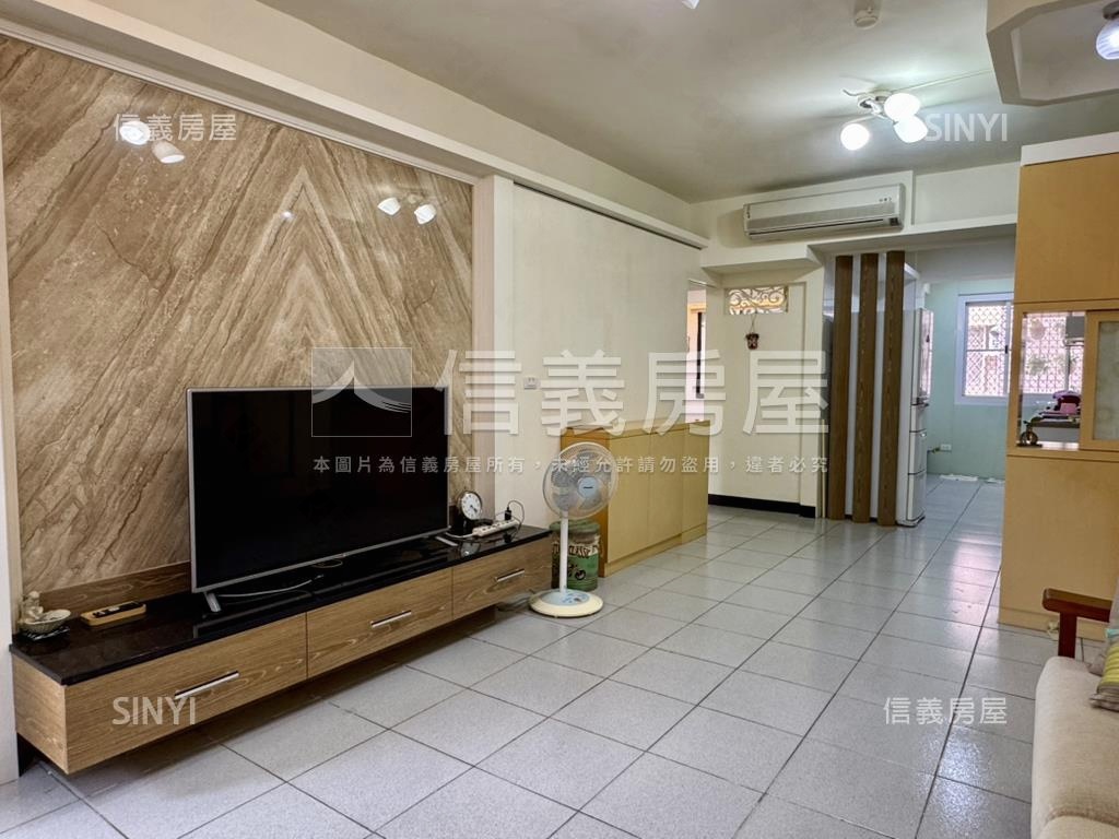 綠意光彩安平三房平車房屋室內格局與周邊環境