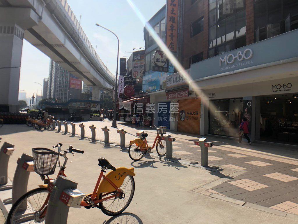 新埔捷運景觀美屋房屋室內格局與周邊環境