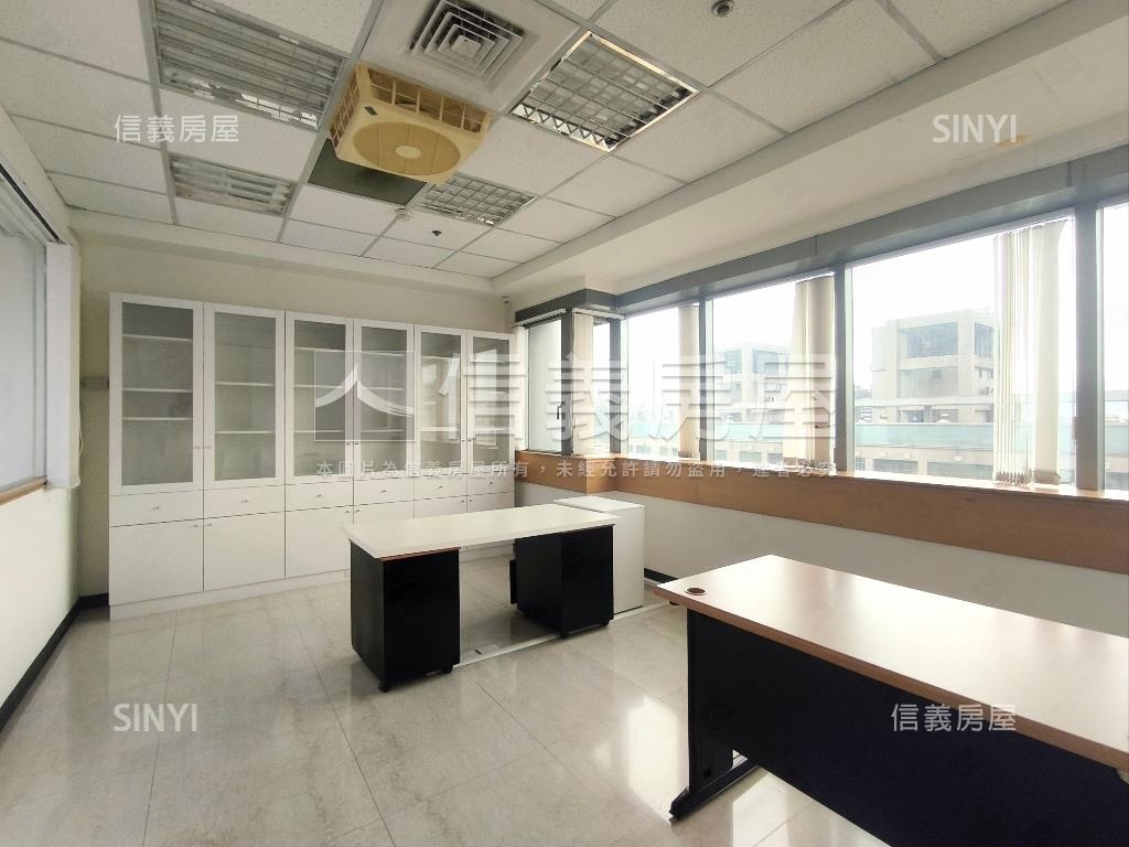 忠孝天廈高樓辦公房屋室內格局與周邊環境
