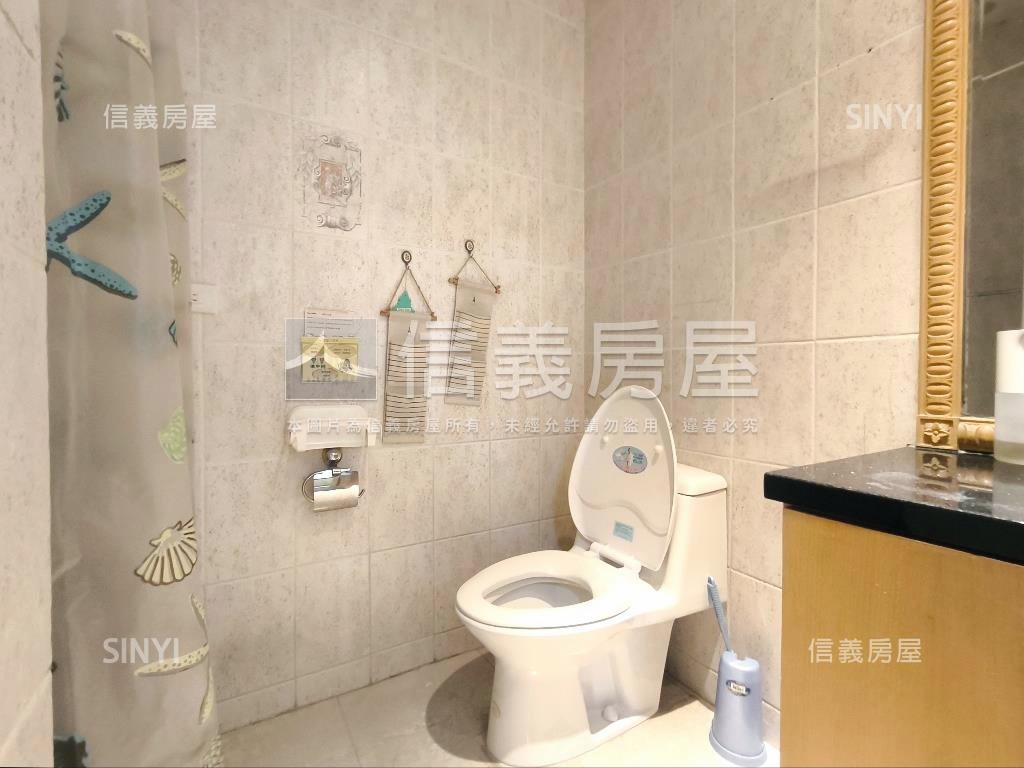 忠孝天廈高樓辦公房屋室內格局與周邊環境