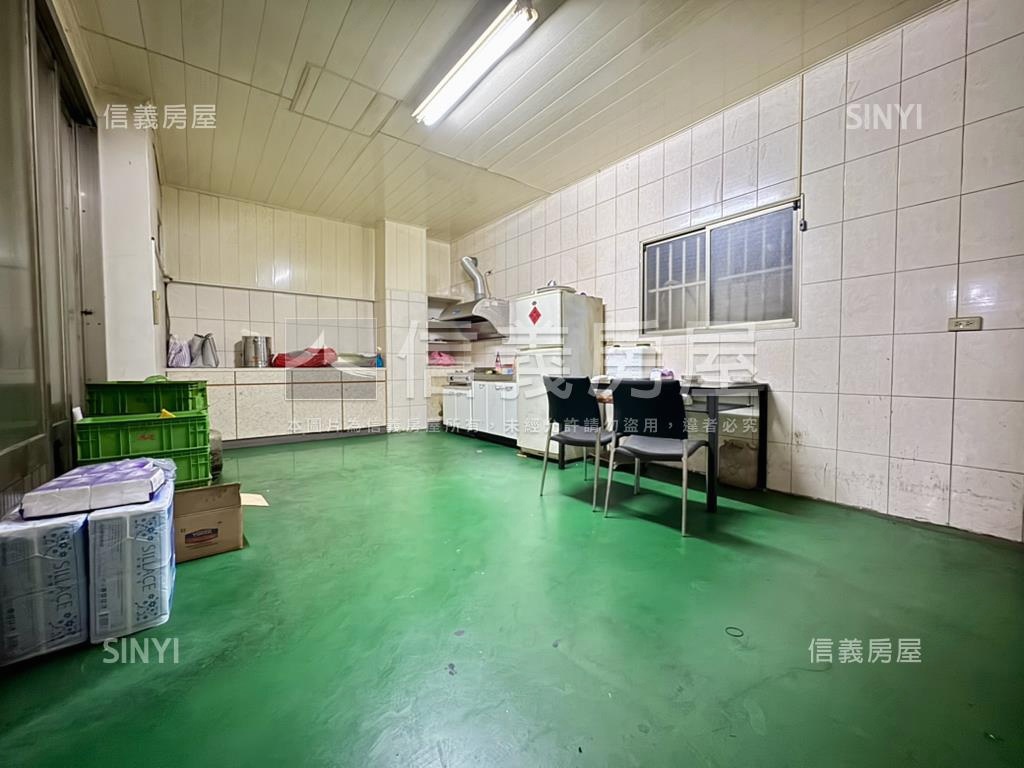 台中大里地約１７５坪廠房屋室內格局與周邊環境