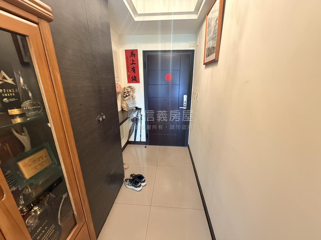 首選！新杜拜大二美屋車位房屋室內格局與周邊環境