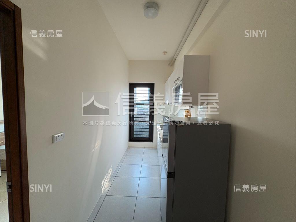 稀有！輕屋齡兩房屋況佳房屋室內格局與周邊環境