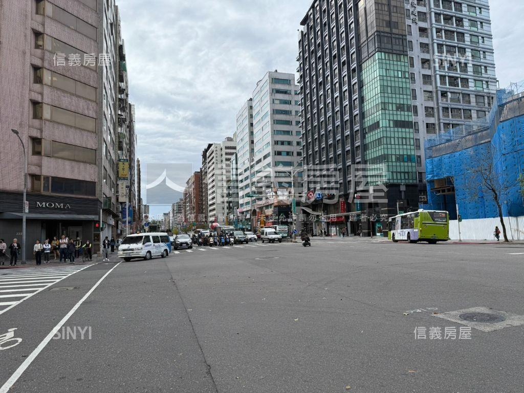 正南京東店面房屋室內格局與周邊環境
