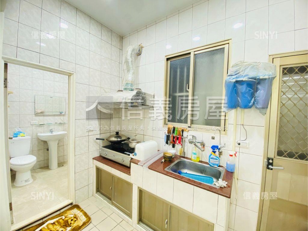 成功道路上一樓美寓房屋室內格局與周邊環境