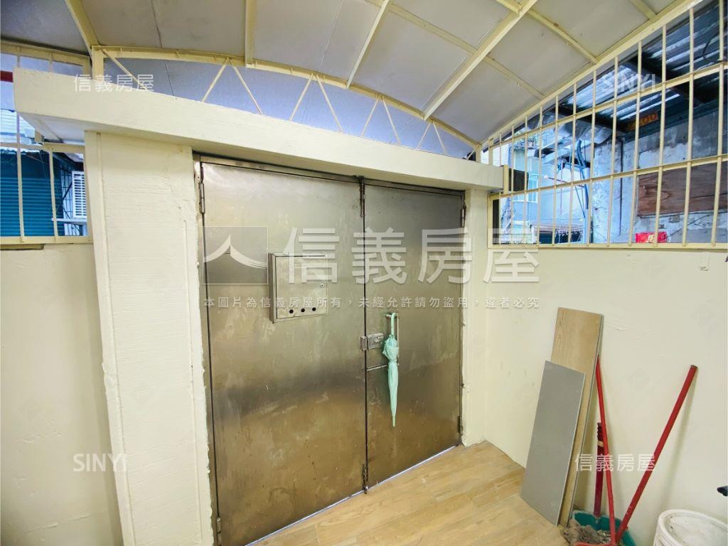 成功道路上一樓美寓房屋室內格局與周邊環境