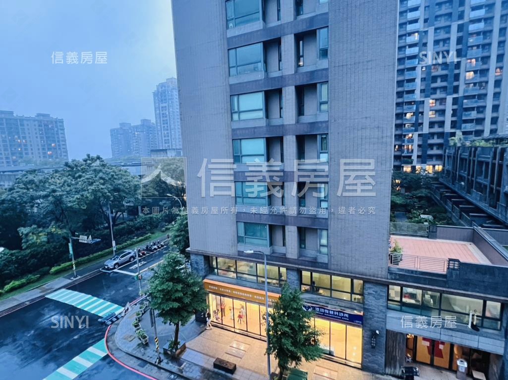 北大品＊未住過兩房車位房屋室內格局與周邊環境