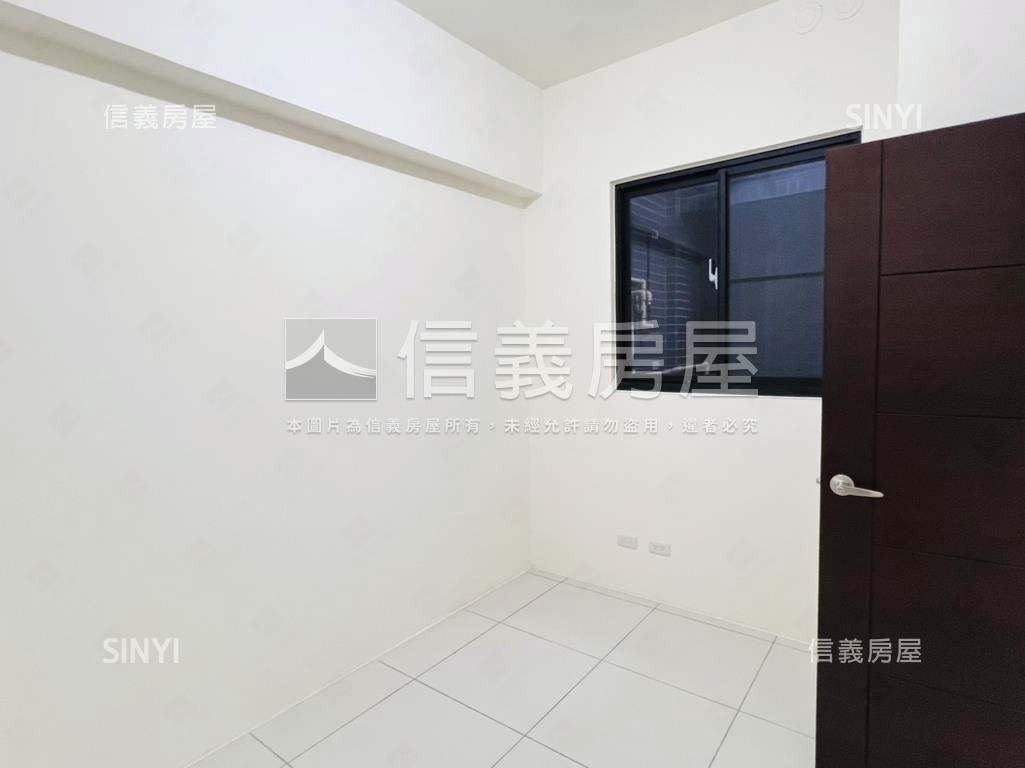 北大品＊未住過兩房車位房屋室內格局與周邊環境