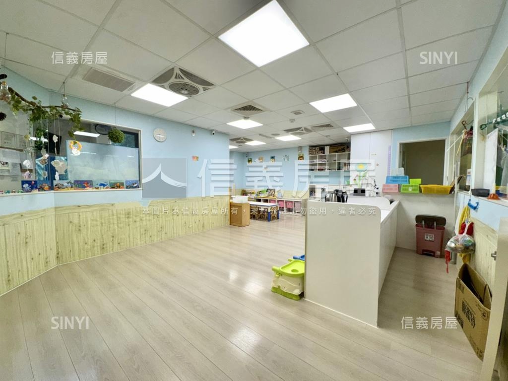 精科路質感大面寬店面房屋室內格局與周邊環境