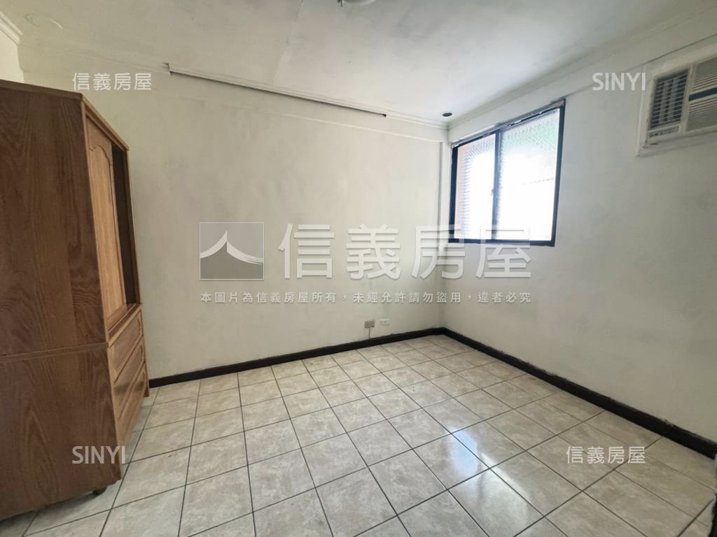 南港展覽館公寓３樓房屋室內格局與周邊環境