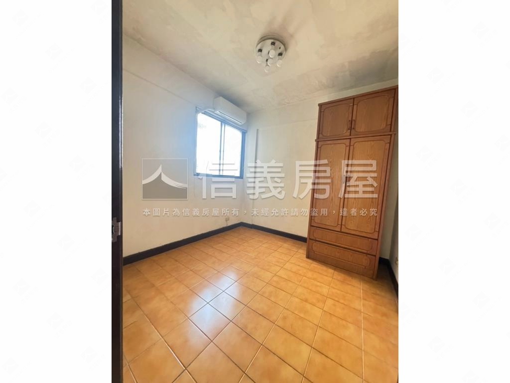 南港展覽館公寓３樓房屋室內格局與周邊環境