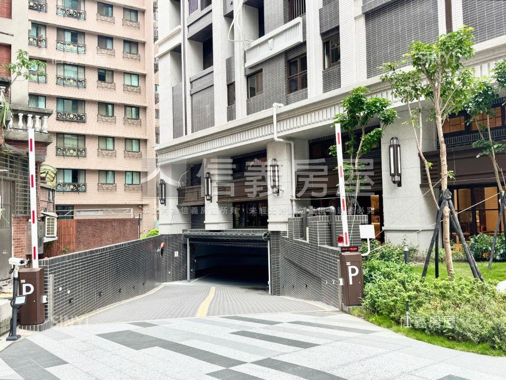 ＮＥＷ米蘭花園邊間３房房屋室內格局與周邊環境