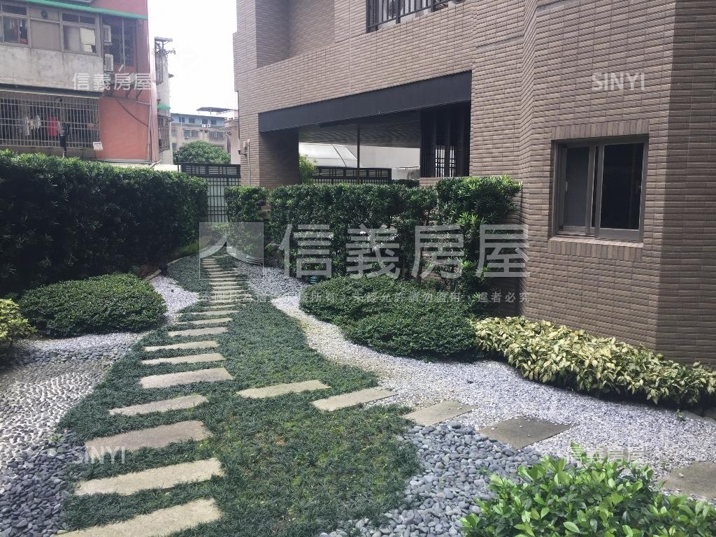 富利天廈邊間兩房車位房屋室內格局與周邊環境