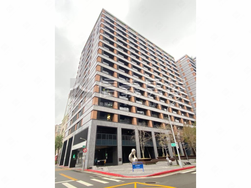 新接㊣文心日日邊間高樓房屋室內格局與周邊環境