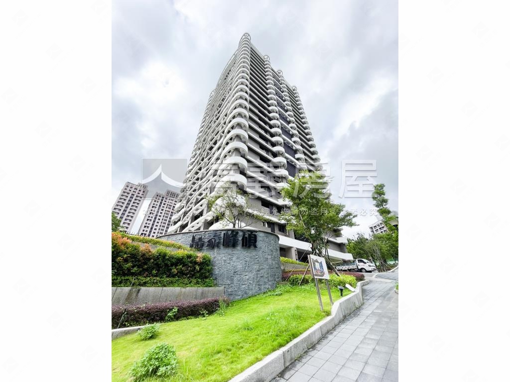 岳泰峰碩３房．附全室除濕房屋室內格局與周邊環境