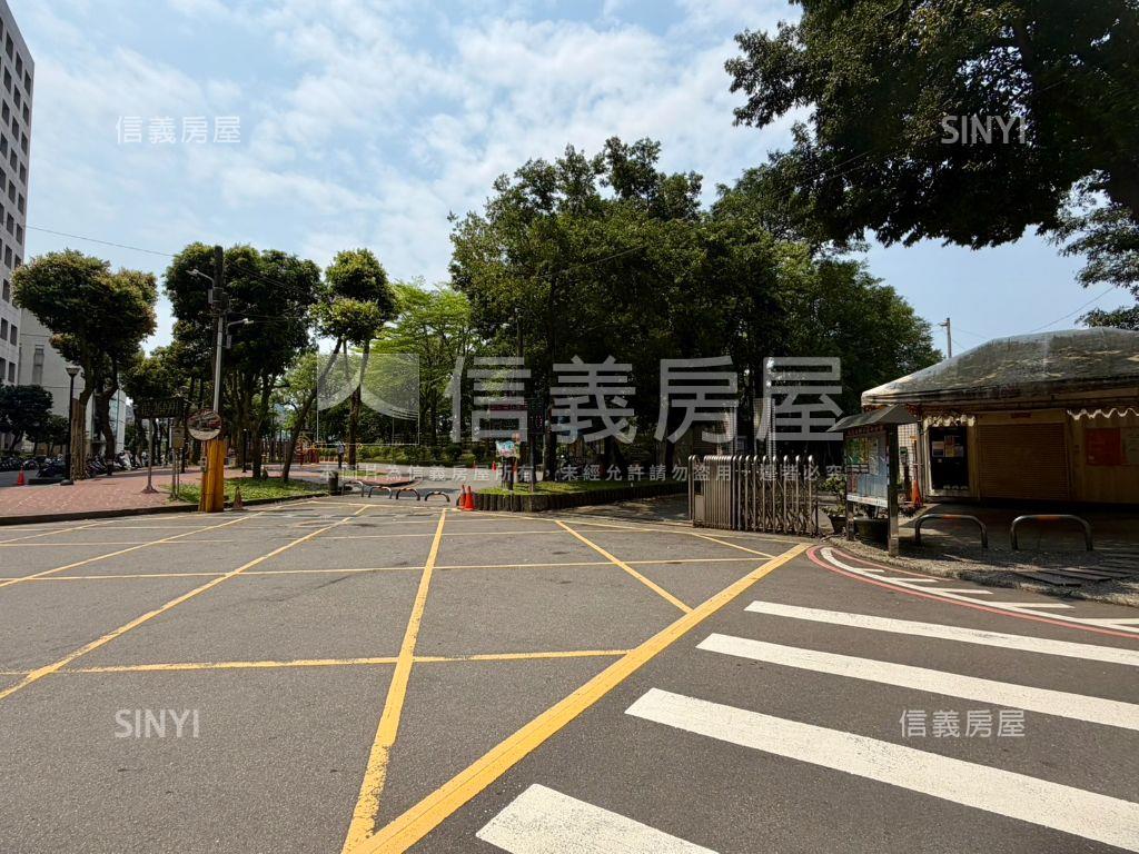 汐止國泰金店面挑高好空間房屋室內格局與周邊環境