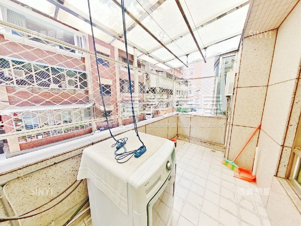新☆中山捷運獨棟電梯美邸房屋室內格局與周邊環境