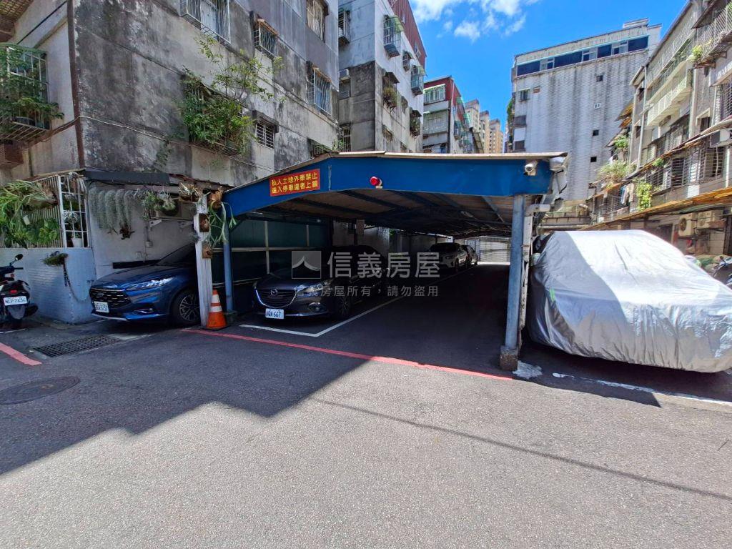 成功路電梯大四房房屋室內格局與周邊環境