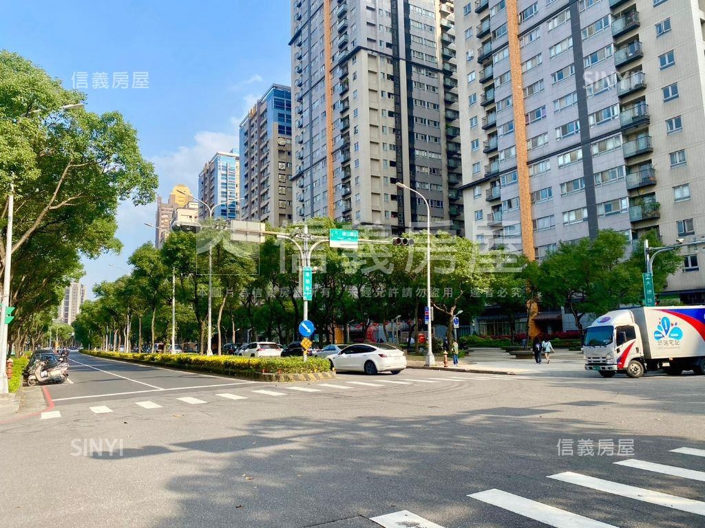 皇勝秀鼎·學成路上金店面房屋室內格局與周邊環境